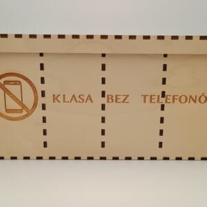 Pojemnik na smartfony do szkoły